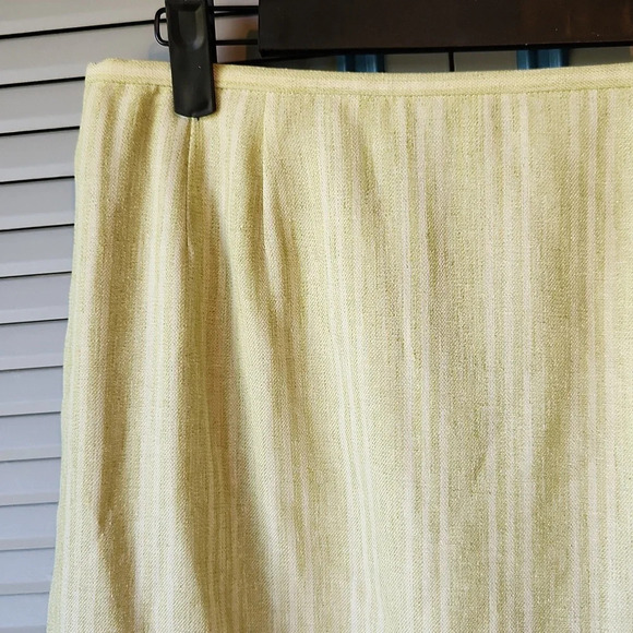 Dress Barn Green & White Skirt - Picture 3 of 11